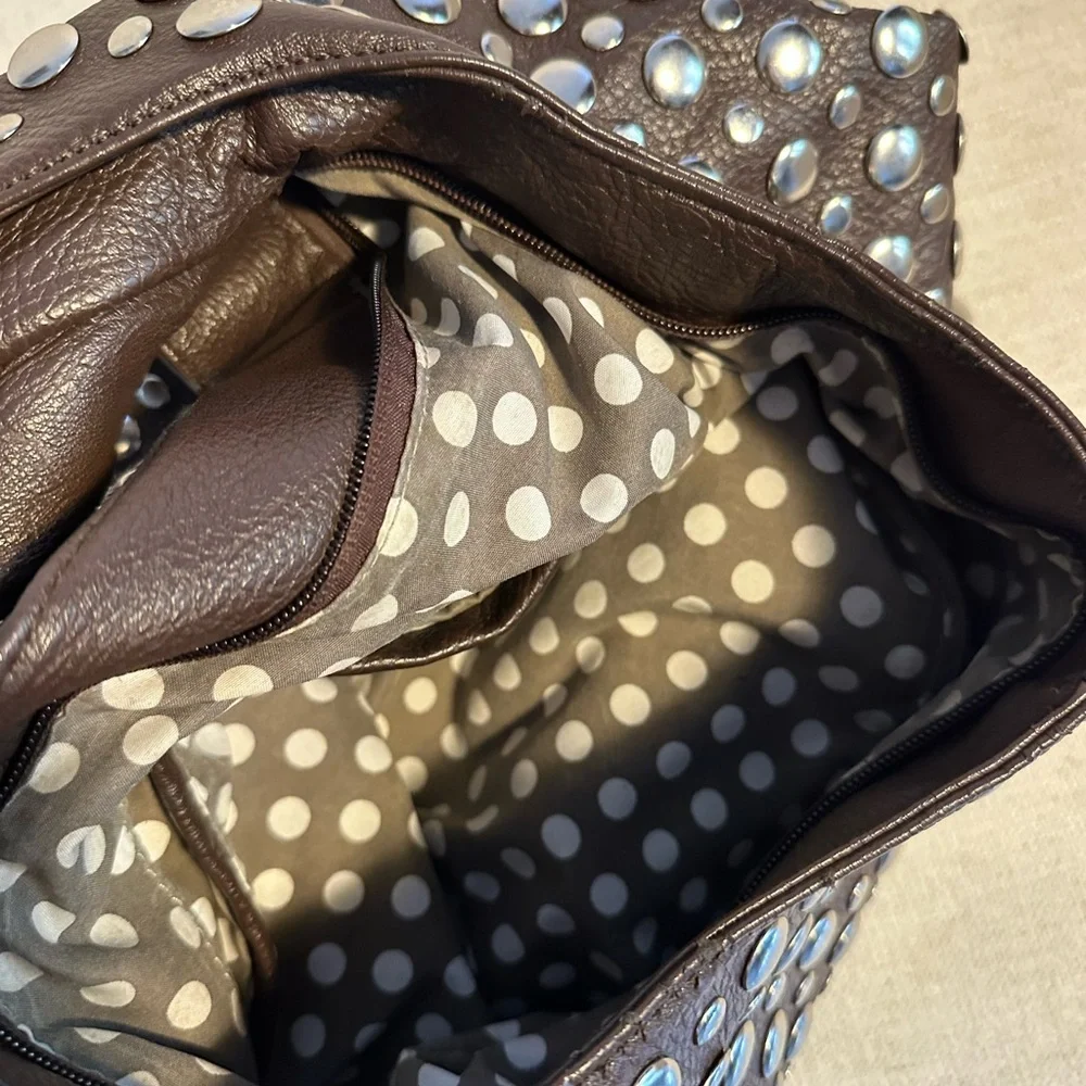 Lionel Stud Bag - Picture 4 of 4